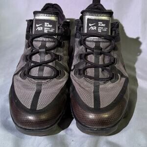 Nike Air VaporMax 2019 Black Silver Sneakers 6Y‎ (Men’s Size 6) Running Shoes